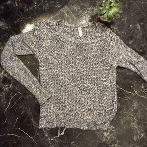 Blue/white knit cozy Aeropostale sweater